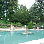Πανσιόν Chateau De Chantelauze 4*