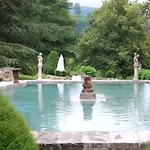 Πανσιόν Chateau De Chantelauze Olliergues