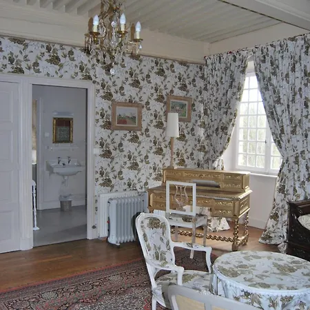Guest house Chateau De Chantelauze