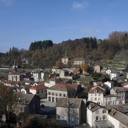 Chateau De Chantelauze