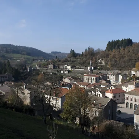 בית הארחה Chateau De Chantelauze
