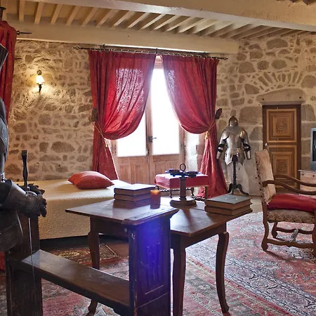 בית הארחה Chateau De Chantelauze